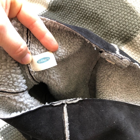 Old navy Sherpa lined purse - Picture 2 of 6